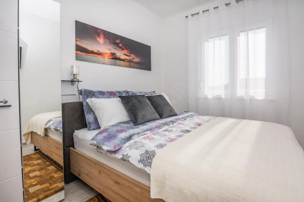 Deluxe Apartments Glamour Fantastic Sea View Near The Beach - By Ta Leut Agency Vir Croatia