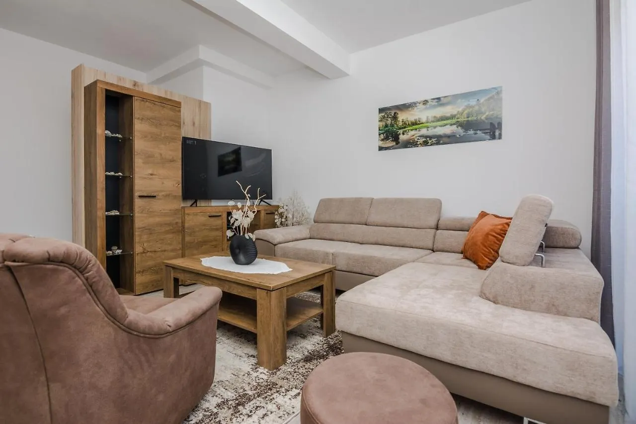 Deluxe Apartments Glamour Fantastic Sea View Near The Beach - By Ta Leut Agency Vir