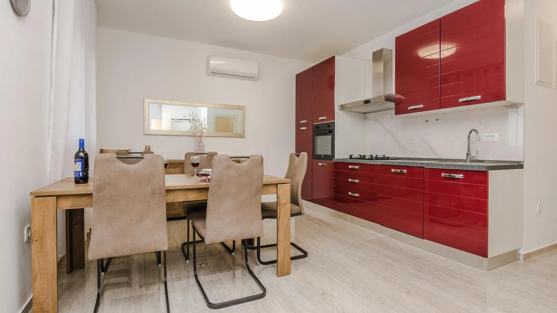 Deluxe Apartments Glamour Fantastic Sea View Near The Beach - By Ta Leut Agency Vir 0*,  Croatia