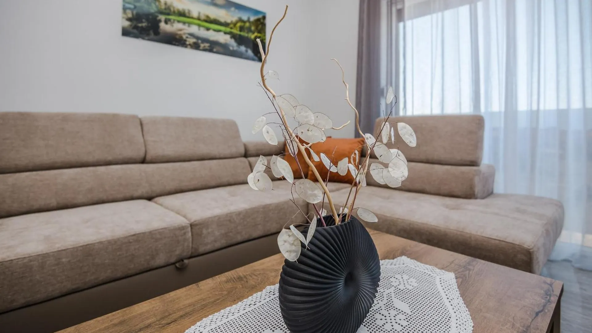 Deluxe Apartments Glamour Fantastic Sea View Near The Beach - By Ta Leut Agency Vir