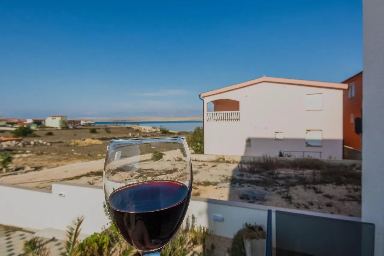 Deluxe Apartments Glamour Fantastic Sea View Near The Beach - By Ta Leut Agency Vir