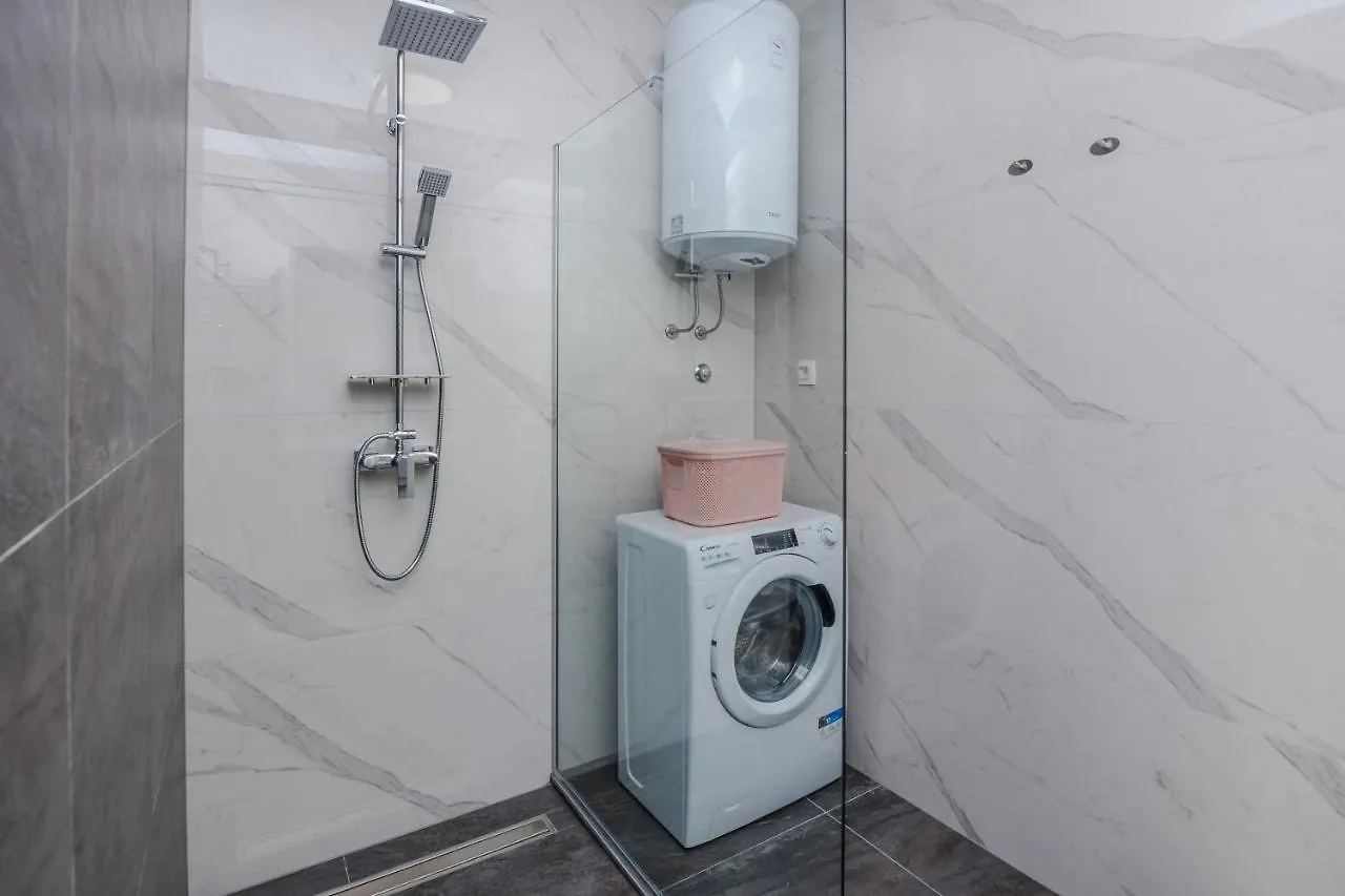 Deluxe Apartments Glamour Fantastic Sea View Near The Beach - By Ta Leut Agency Vir