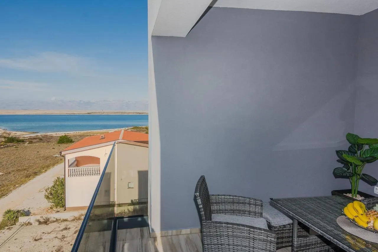 Deluxe Apartments Glamour Fantastic Sea View Near The Beach - By Ta Leut Agency Vir
