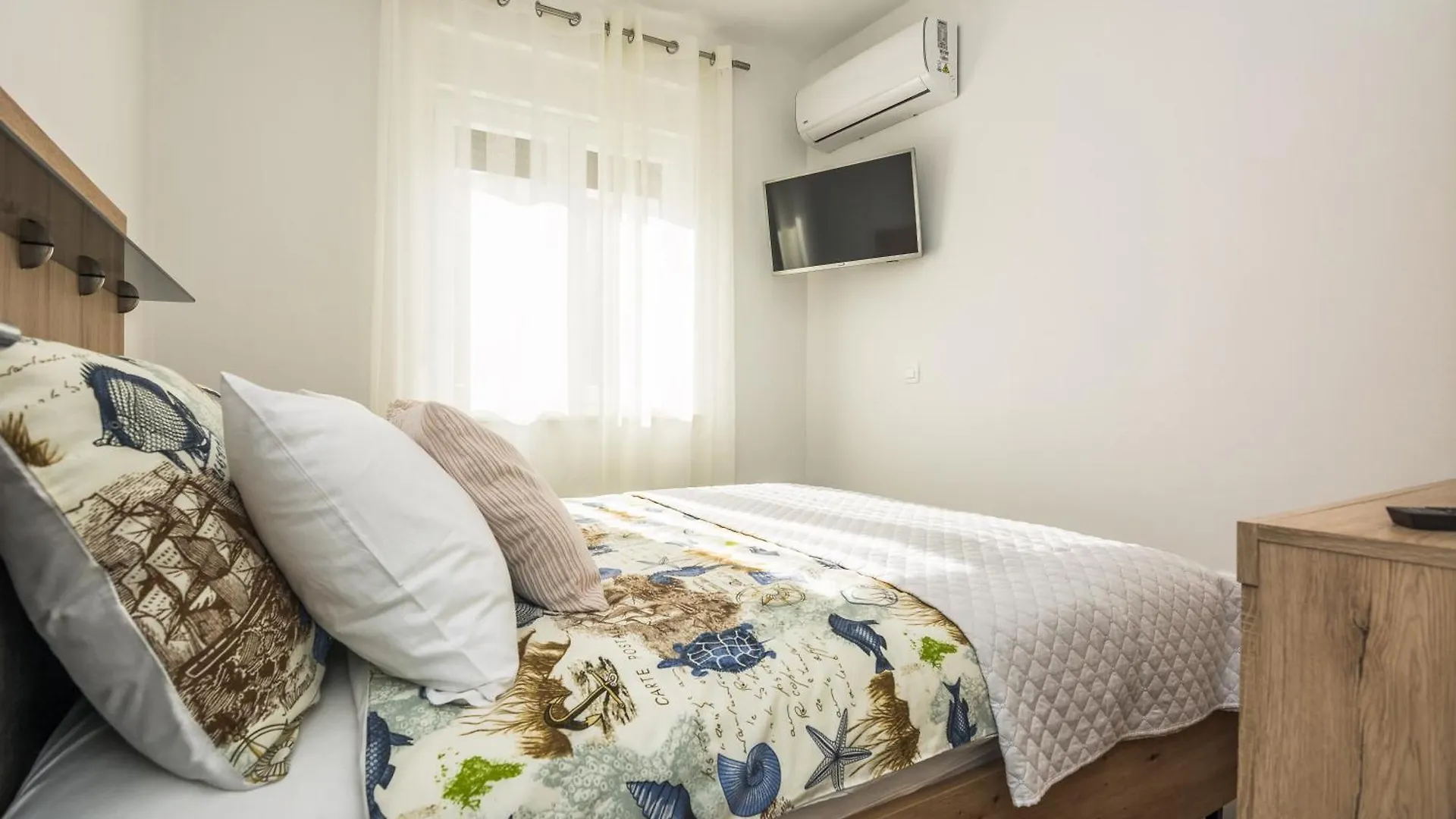 Deluxe Apartments Glamour Fantastic Sea View Near The Beach - By Ta Leut Agency Vir